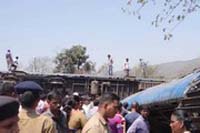 Maharashtra Train Accident Photos